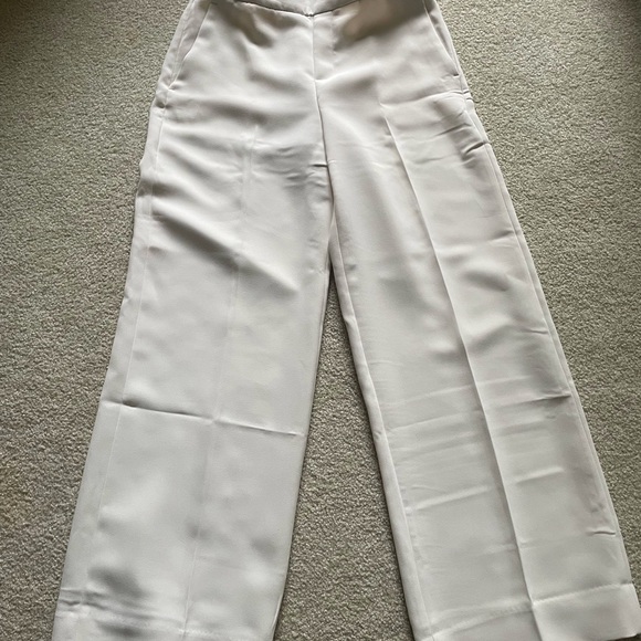 Banana Republic Factory Cream Wide-Leg Pants High-Waisted NWT - Picture 3 of 5